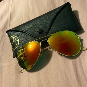 Ray-Ban Aviator Flash Lense Sunglasses